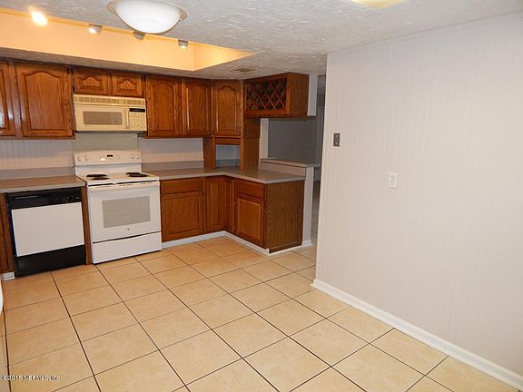 5th image of 5294 Rainey Ave N