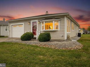 20 Corinth Pl, Toms River, NJ 08757