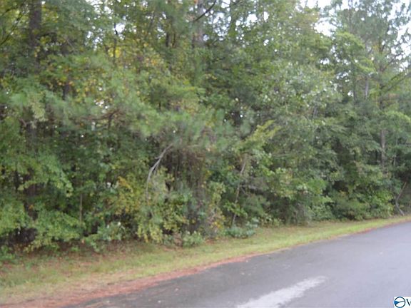 3rd image of E Collier Dr