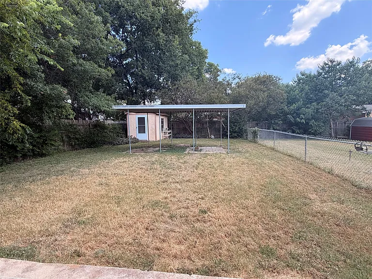 7406 Southgate Ln #A — Photo 22