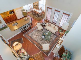 8309 Harcourt Rd, Clifton, NJ 07013