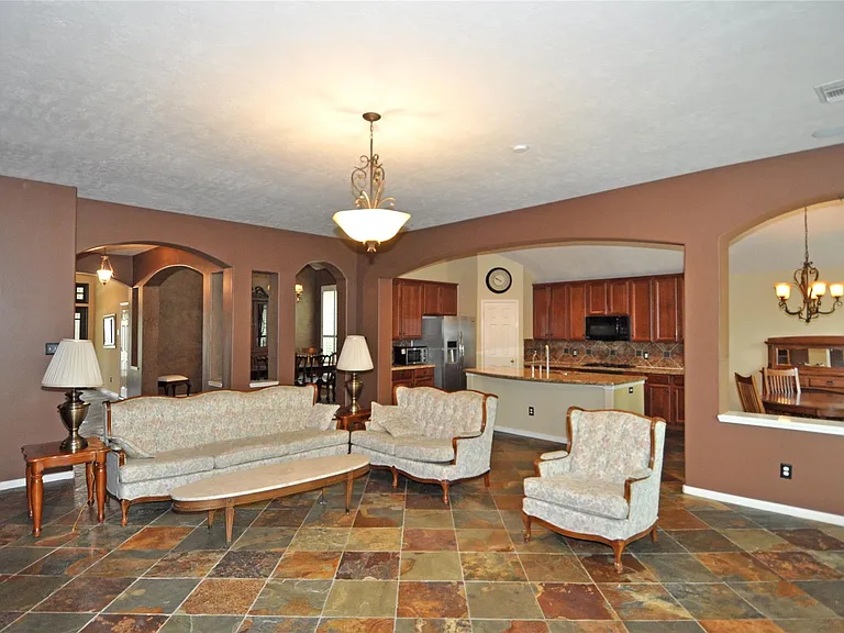 13607 Goldwater Ct — Photo 14