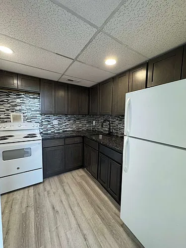 505 Grand St Photo 1