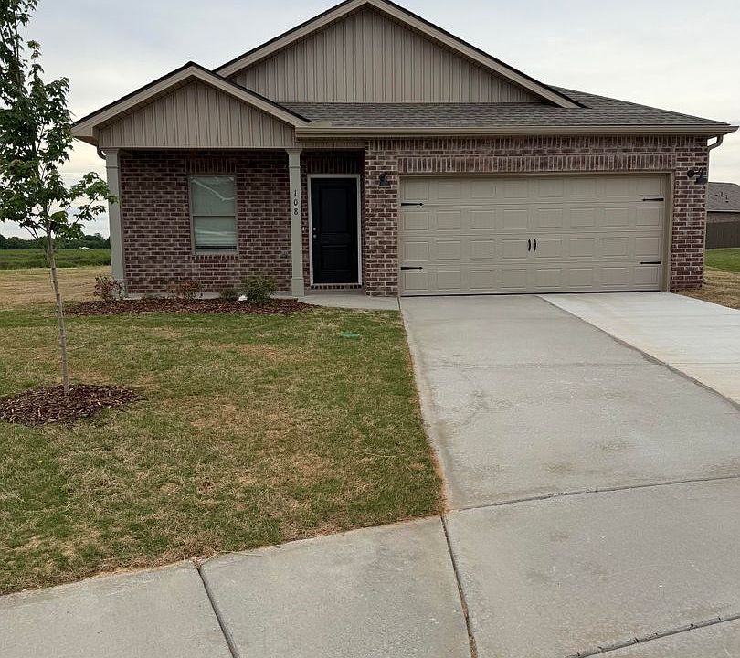 1st image of 108 Karenlee Cir