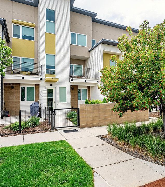 1st image of 225 Green Leaf St #5