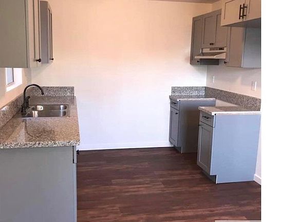 3rd image of 523 W 82nd St