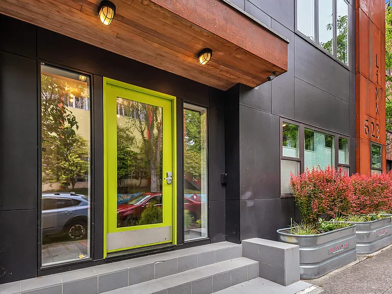 623 Federal Ave E #102 — Photo 9