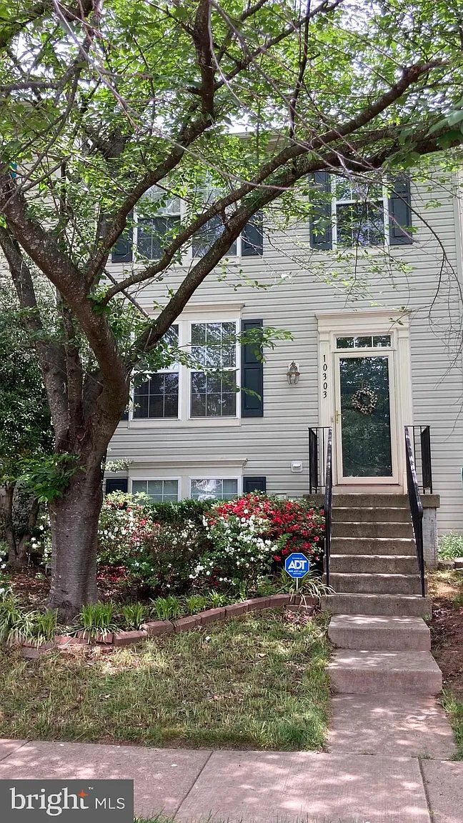 10303 Butternut Cir photo 1