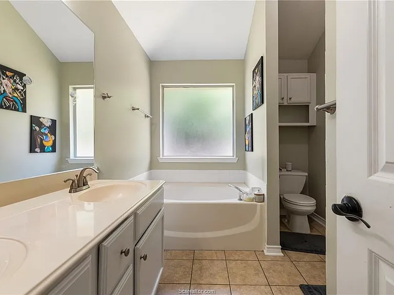 1711 Beaver Pond Ct — Photo 20