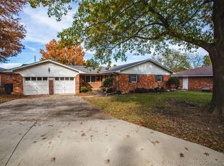 201 15th Ave NW, Ardmore, OK 73401