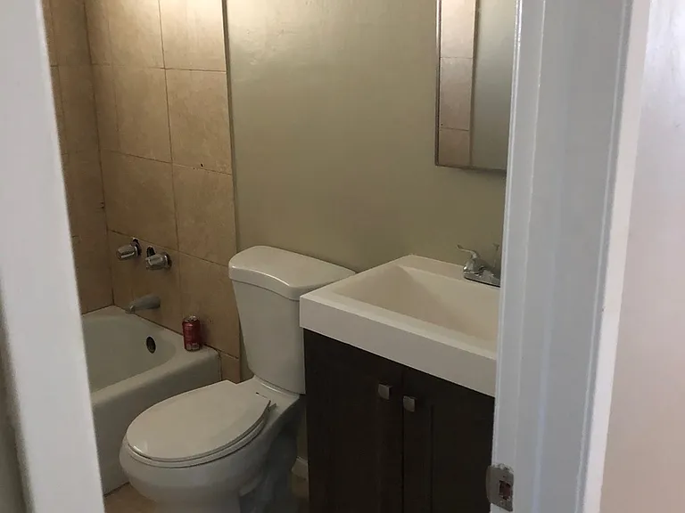 3138 E Avenue Q4 — Photo 8