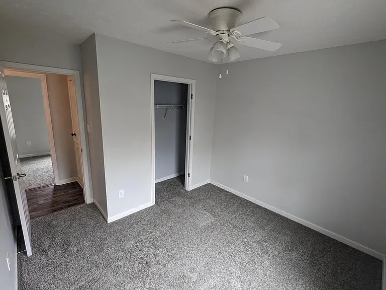 61 Newberry Dr — Photo 13
