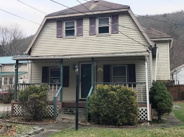 3122 College Ave, Corning, NY 14830