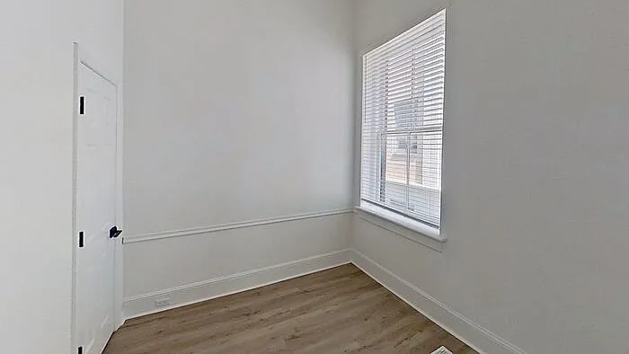 364 King St #1A — Photo 3