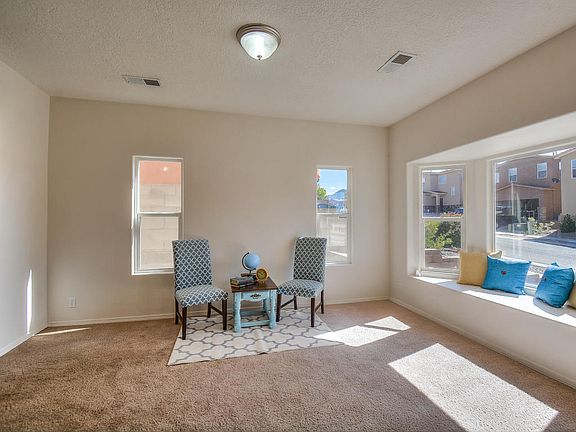 5th image of 13611 Mountain West Ct SE