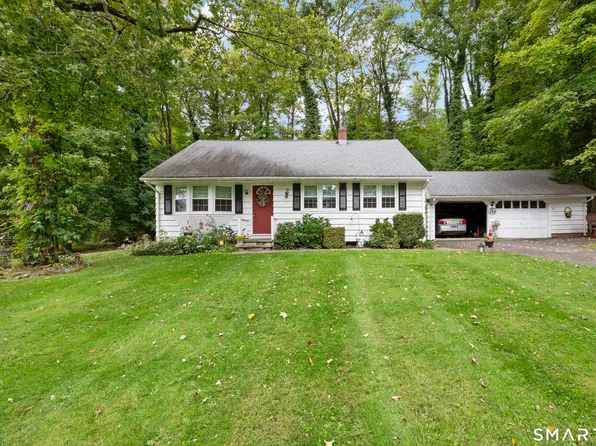 84 Mountain View Terrace, North Branford, CT 06513