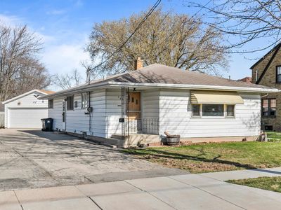 230 Bond St, Neenah, WI, 54956