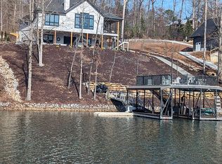 702 S Towson Trl, West Union, SC 29696