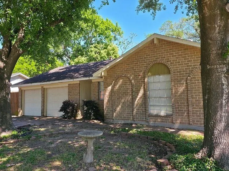3223 Cedarmont Dr — Photo 7
