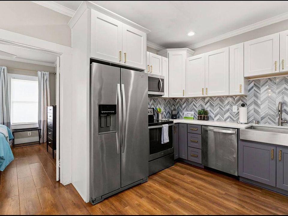 1st image of 476 E Magnolia Ave #476