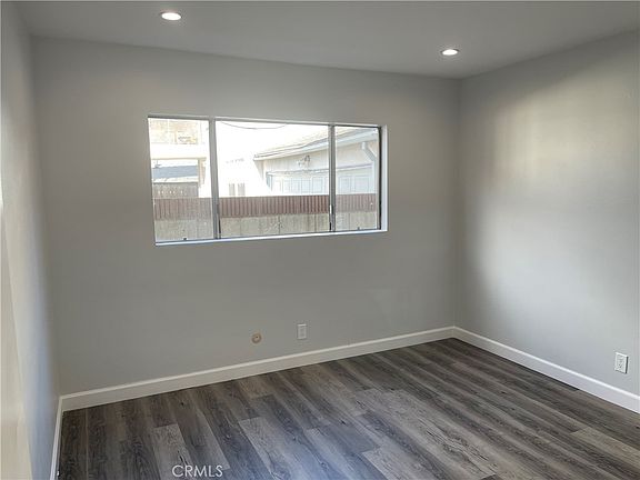 5th image of 501 Alexander St #501