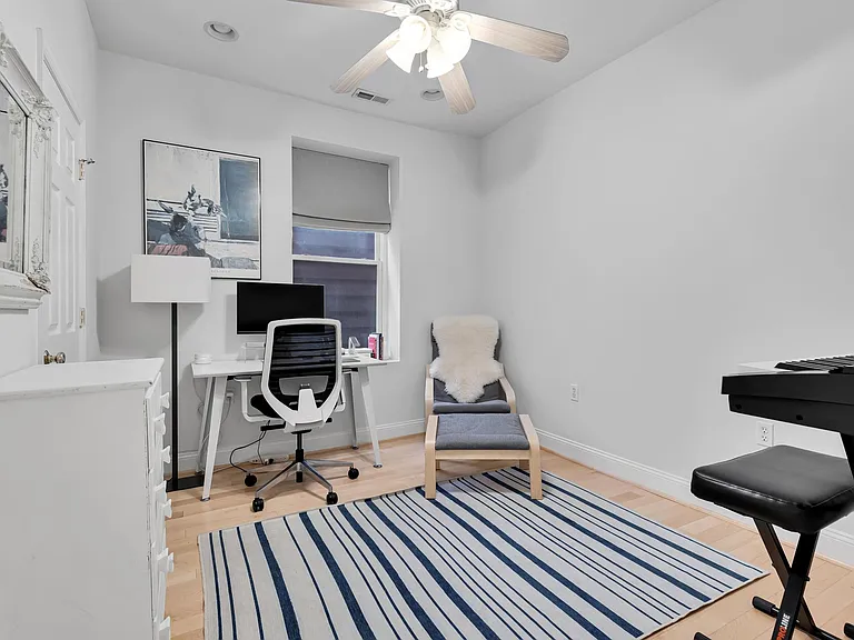 115 New York Ave NW #7 — Photo 9