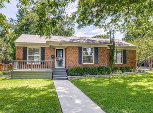 558 Kirkwood Dr, Dallas, TX 75218