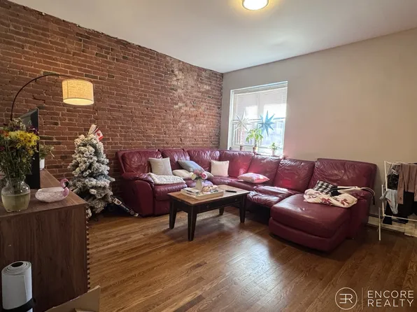 15 Stearns Rd, Brookline, MA