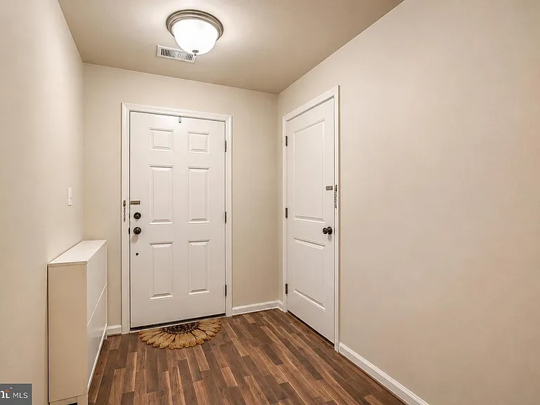 22520 Phillips St #401 — Photo 10