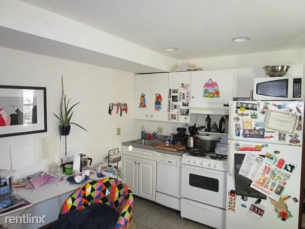 832 South Street #3R #1