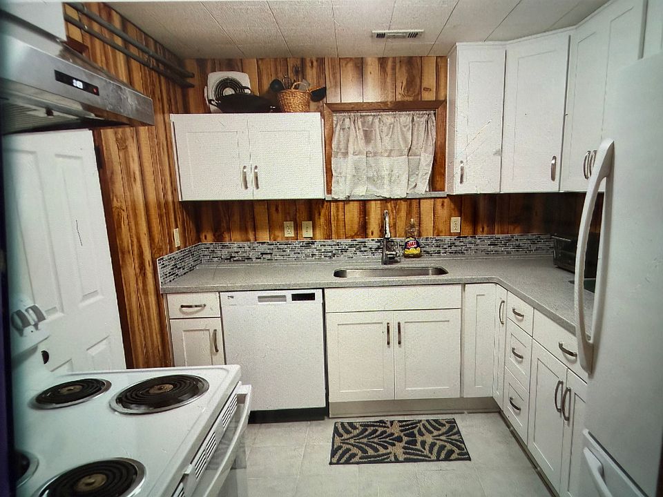 1st image of 92861 Fir Ridge Rd #B