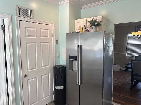 23 Harrison Ave 4_09172023