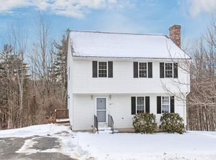 47 Castle Rd, Fitchburg, MA 01420