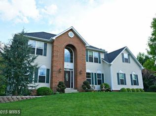 1300 Leicester Dr, La Plata, MD