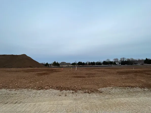 N1936 Morning Glory Ln, Greenville, WI 54942