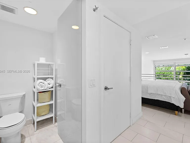 421 Meridian Ave #6 — Photo 16