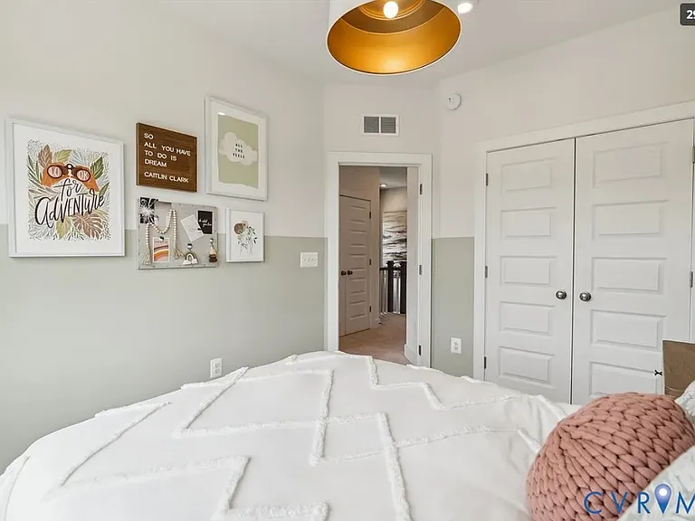 9427 Alquist St — Photo 4