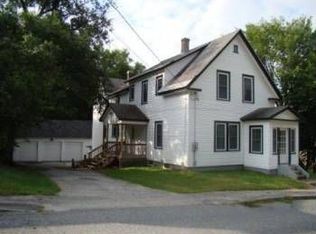 35 Winter St, Newport, NH 03773