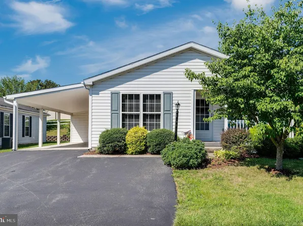 47 Westview Ter, Womelsdorf, PA 19567