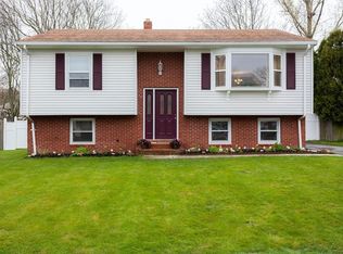 70 Bayberry Rd, New Bedford, MA 02740
