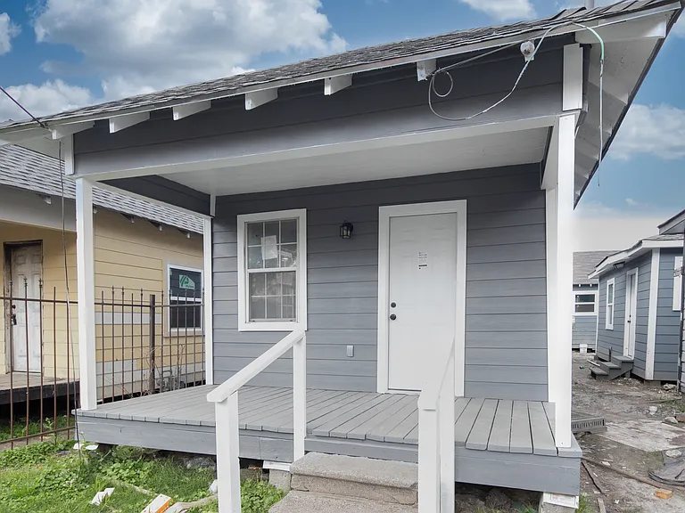 1321 Bayou St — Photo 9