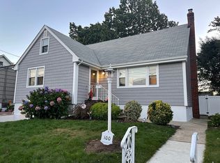 100 Fern Ave, Lyndhurst, NJ 07071