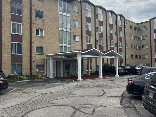 25735 Lorain Rd Unit 524, North Olmsted, OH 44070