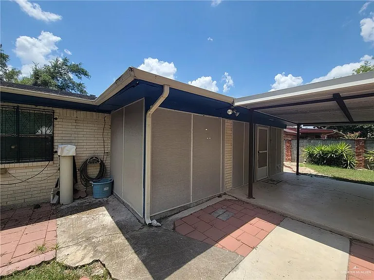 2508 Harvey St — Photo 18