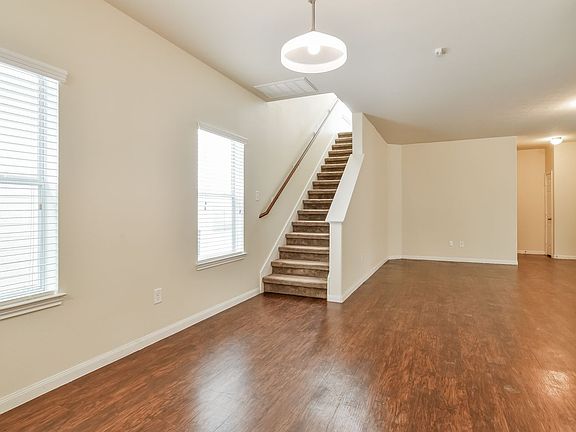 3rd image of 2610 Kiplands Way Dr