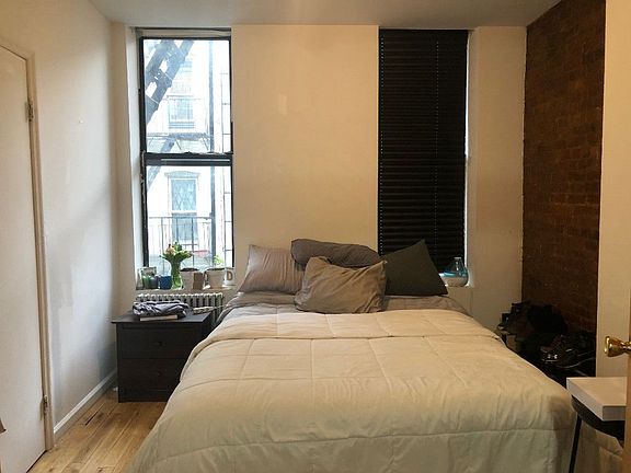 4th image of 339 E 6th St APT 2