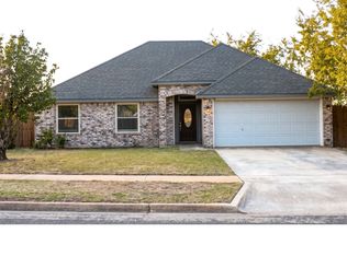 2702 Cactus Dr, Killeen, TX 76549