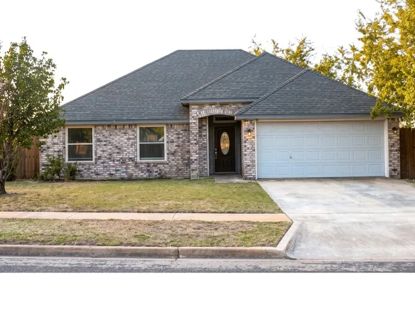 2702 Cactus Dr, Killeen, TX 76549
