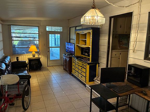 4th image of 37636 Caribbean Dr