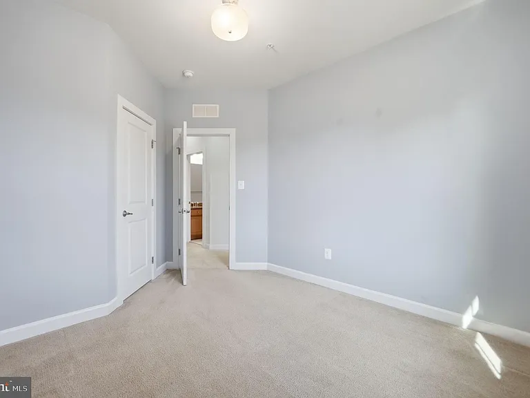 3604 Worthington Blvd — Photo 36